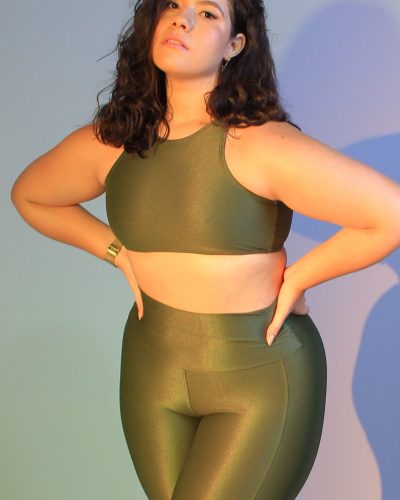 Top Luz – Legging Essência – Marrom Café (Direita) – Top Luz e Leg trajetótia Verde Profundo 7